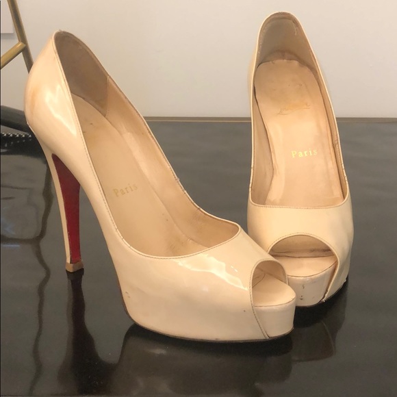 Christian Louboutin Shoes - MAKE ME AN OFFER Christian Louboutin cream